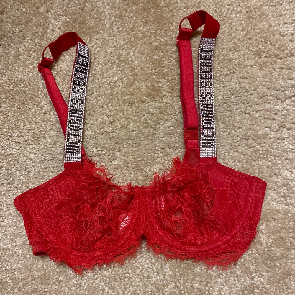 VS lace bra